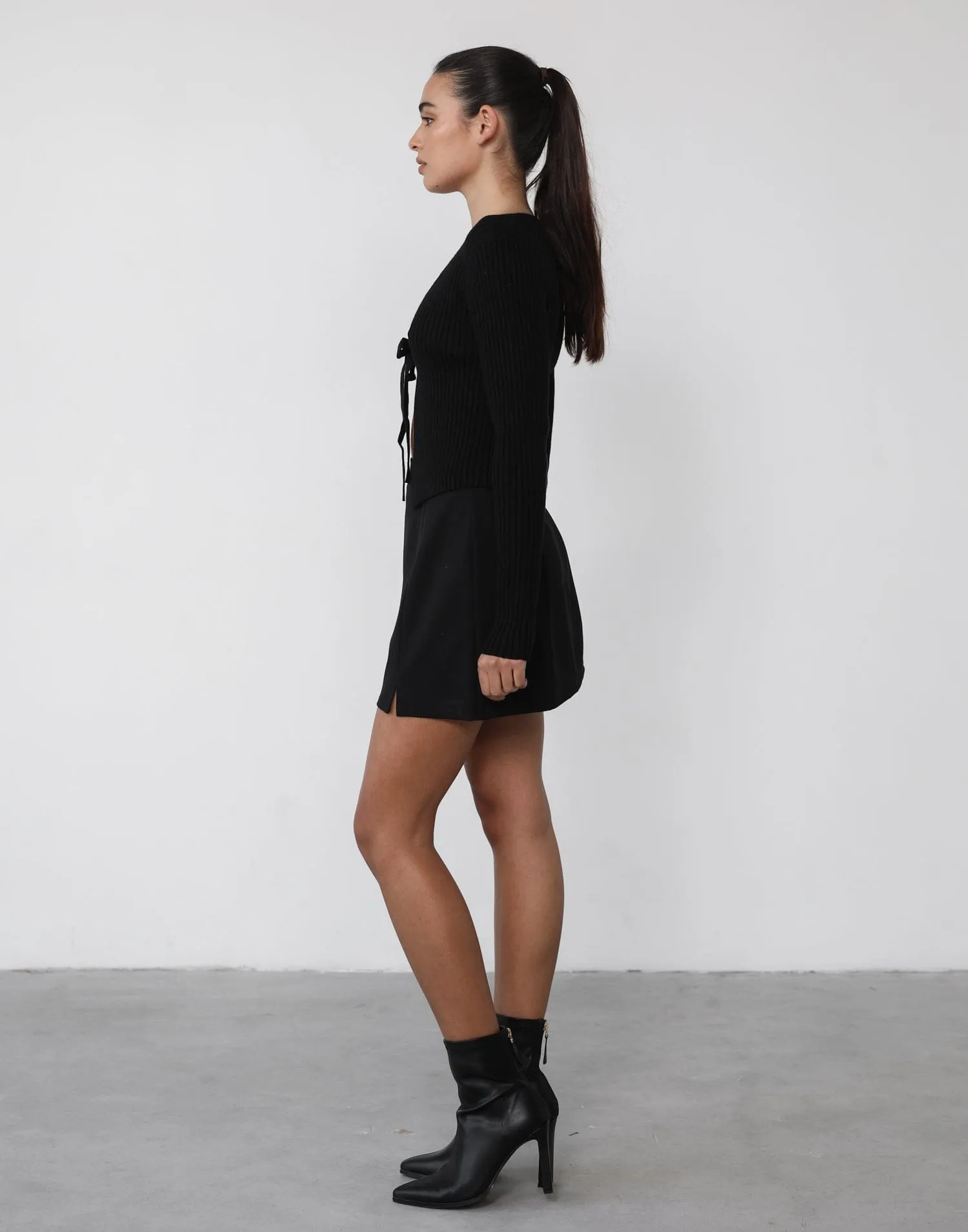 Clara Long Sleeve Top (Black)