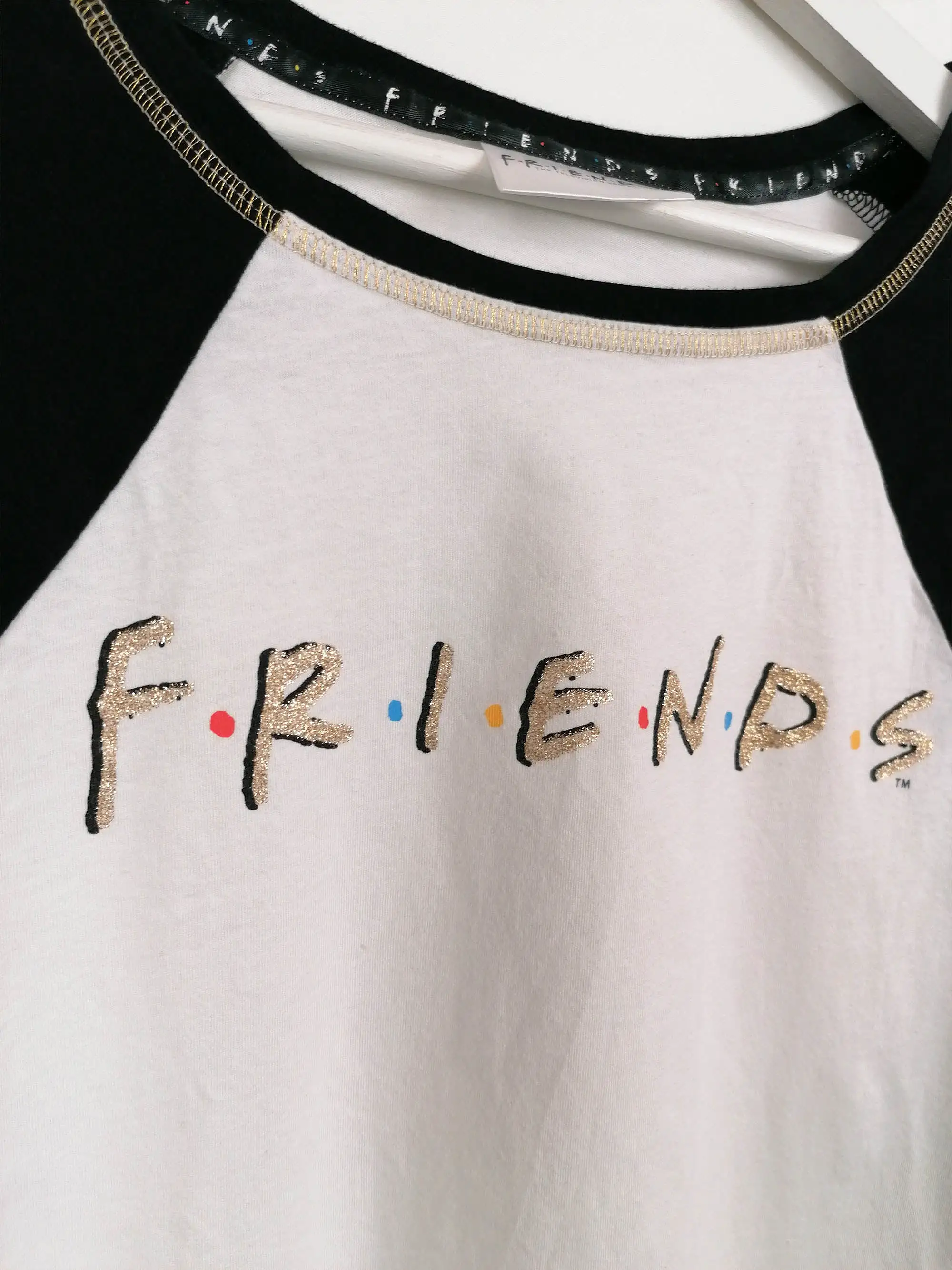 Friends Raglan Boxy T-shirt - size M-L