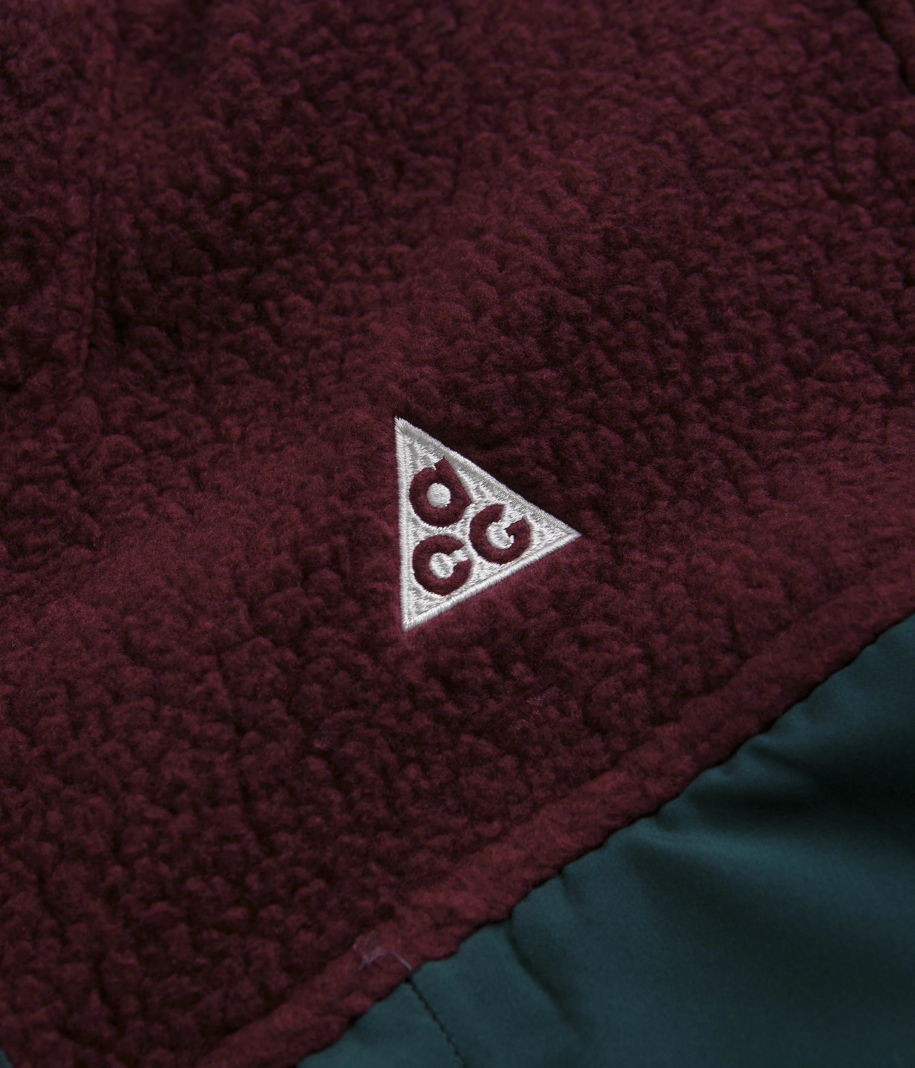 Nike ACG Arctic Wolf Full Zip Fleece - Night Maroon / Deep Jungle / Summit White