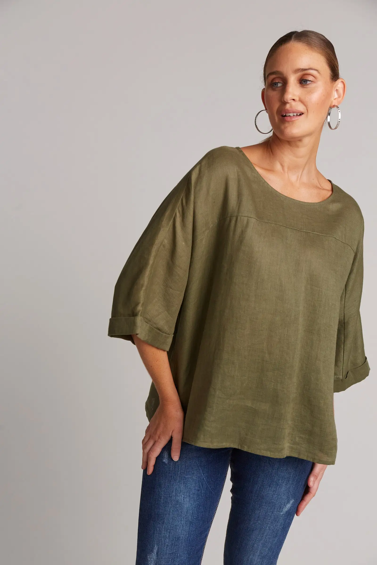 Studio Linen Relaxed Top - Khaki