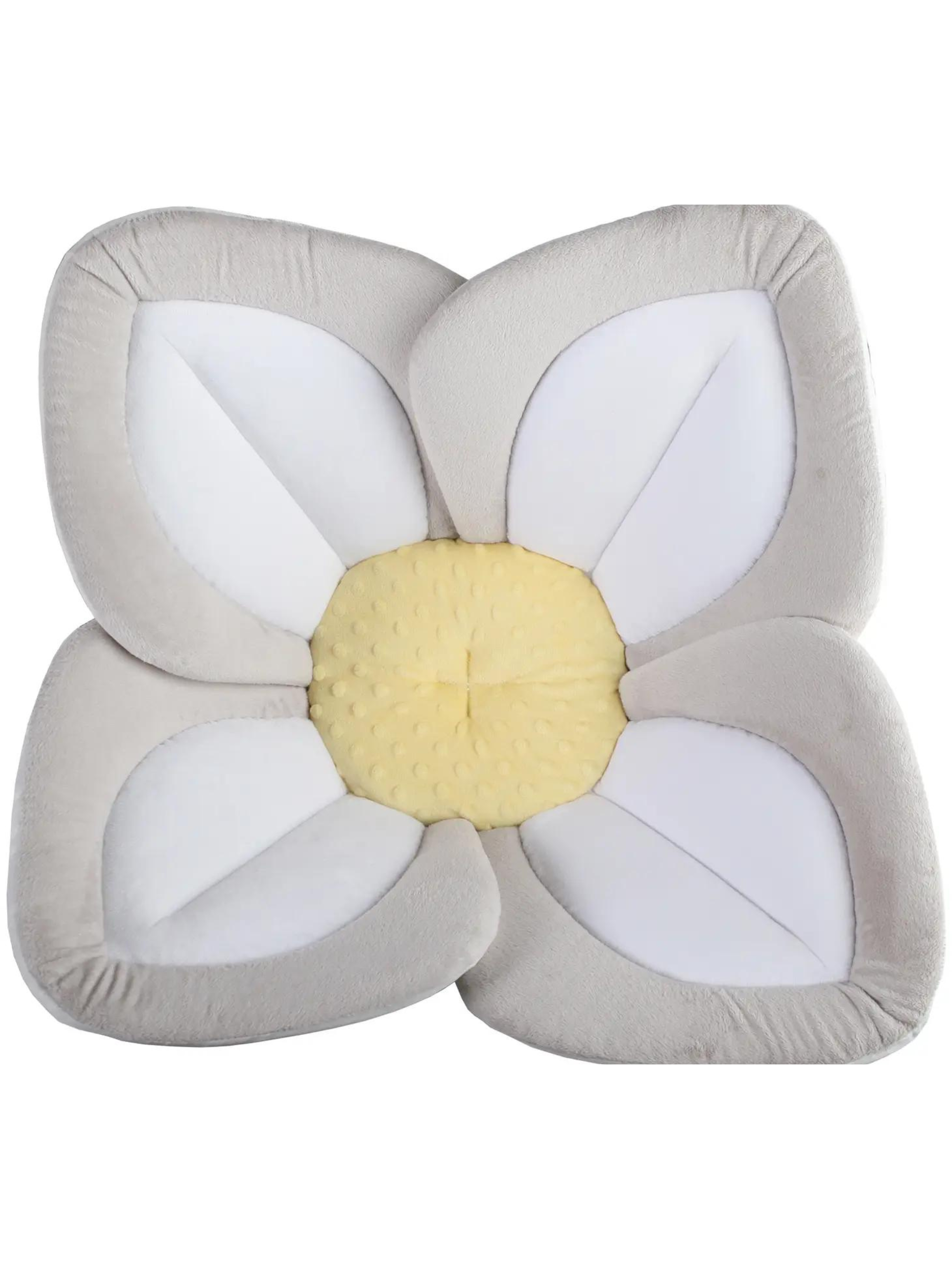 White/Yellow Blooming Bath Lotus